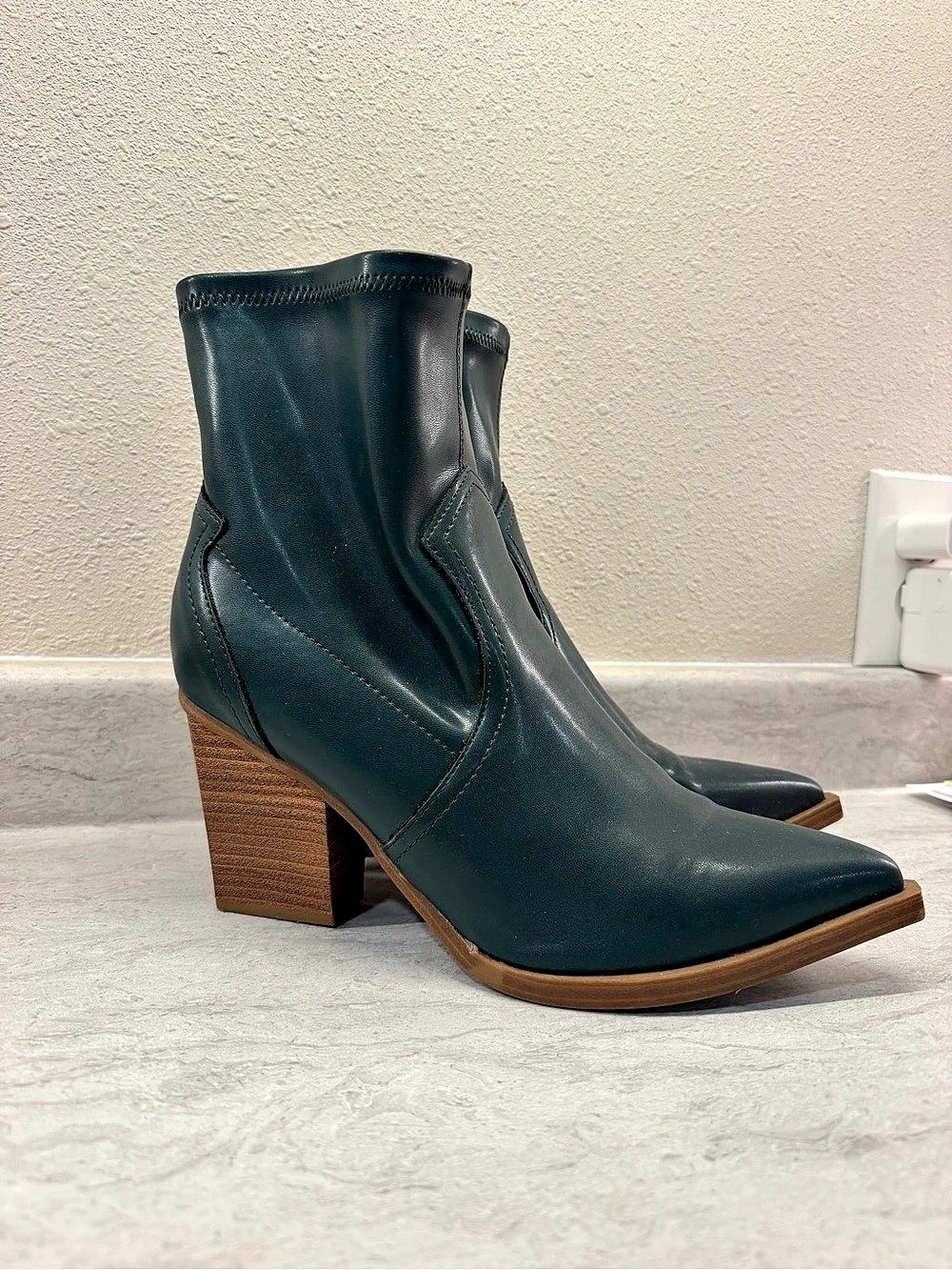 MIA Rachell Western Ankle Boots - Green - Size 9